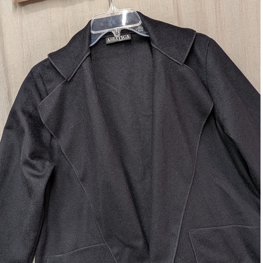 Asiatica Kansas City Black Wool Open Front Draped Shawl Collar Jacket Womens